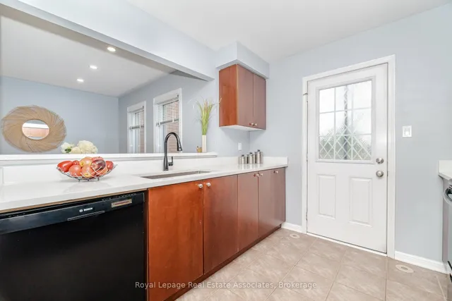 Additional image 16 of 932 Burgess Gdns