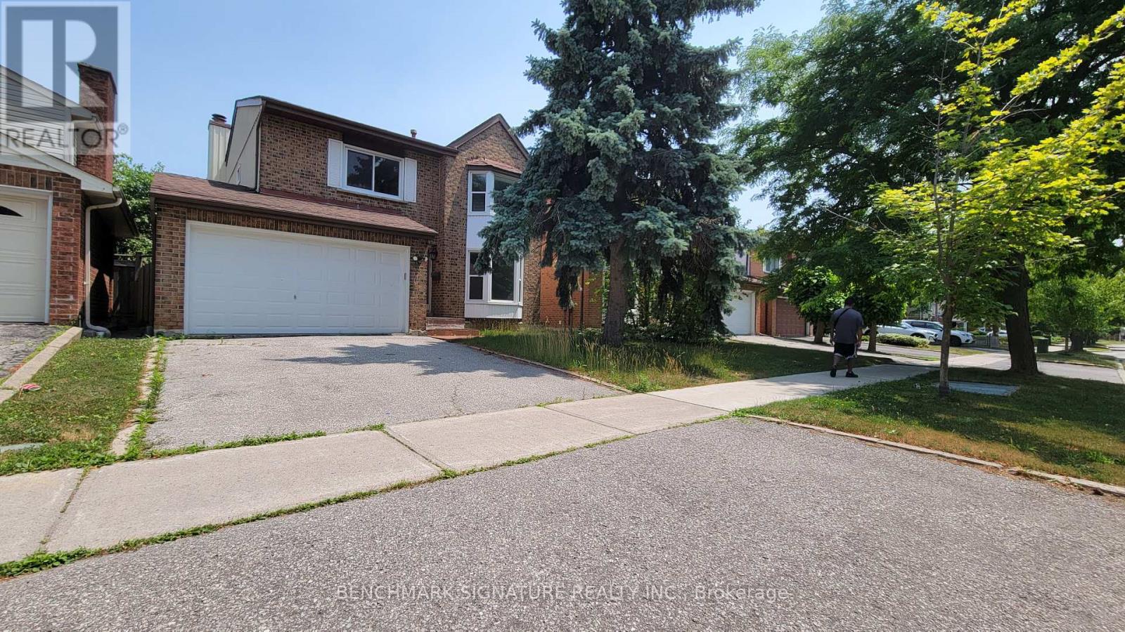 Property image for 35 WINTERMUTE BOULEVARD|Toronto (Steeles), Ontario M1W3M5