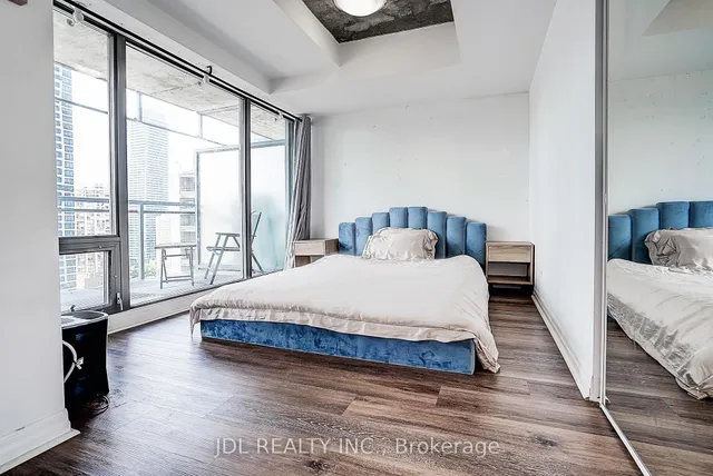 Additional image 26 of 22 Wellesley St Unit 2105