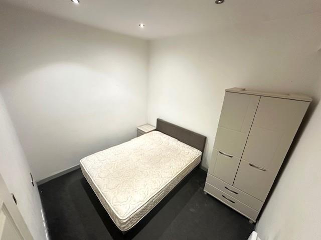 Additional image 5 of 011 High Street, Blackburn