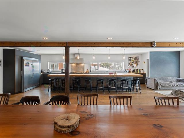 1905 Av. des Pins|Longueuil (Le Vieux-Longueuil), Quebec J4P0A6