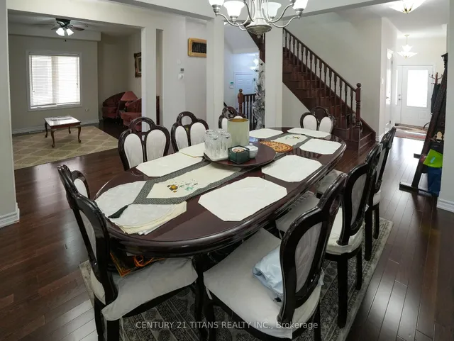 Additional image 9 of 42 Lola Cres