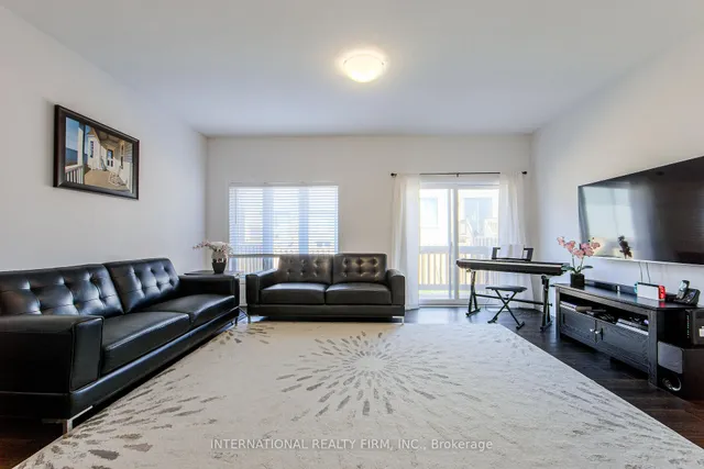 Additional image 13 of 8 Greenwich Ave