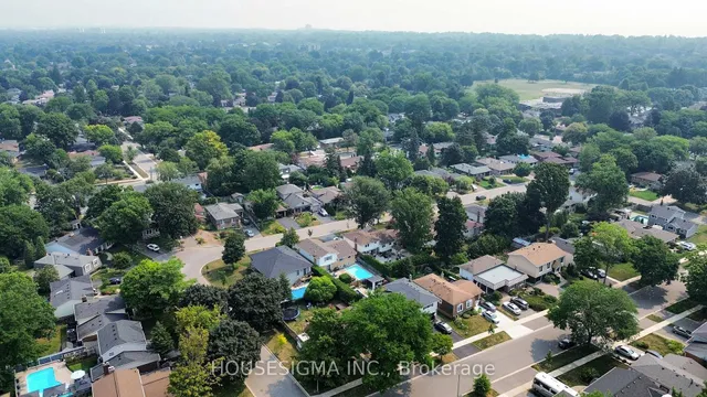 Additional image 43 of 641 Glen Moor Cres