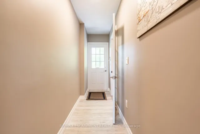 Additional image 31 of 2172 CENTRE Rd