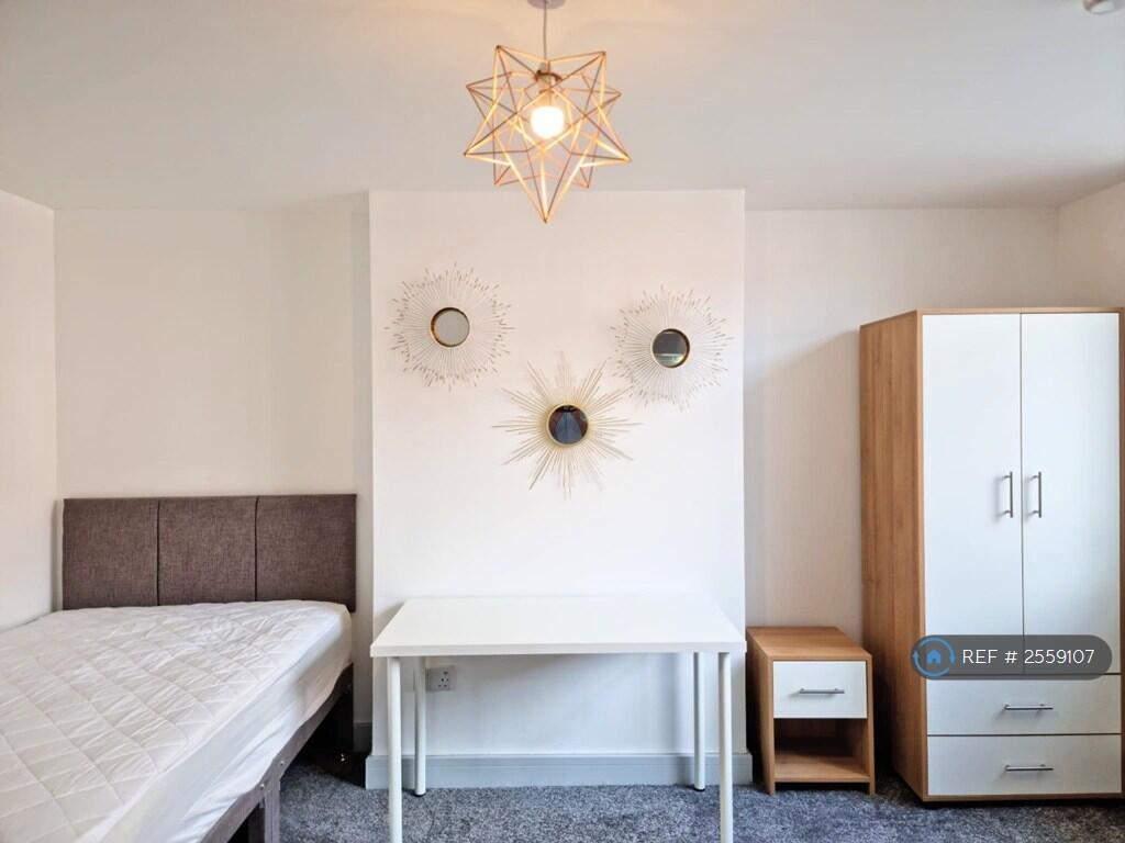 Additional image 40 of Park Road, Moseley, Birmingham, B13