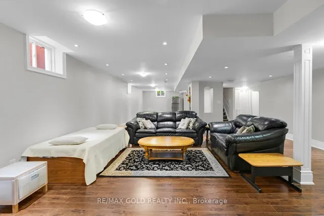 Additional image 40 of 6 Farad Crt