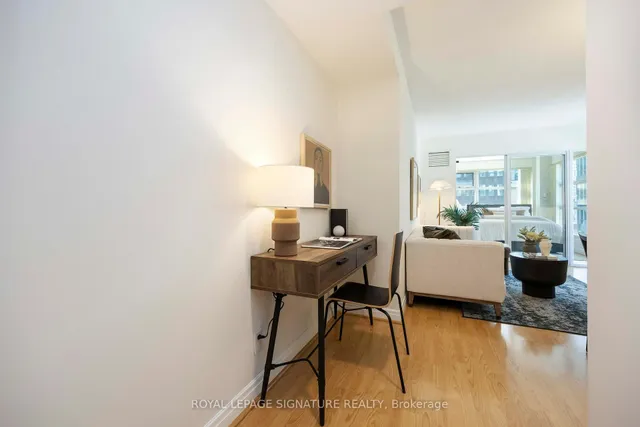 Additional image 23 of 50 Lombard St Unit 1204