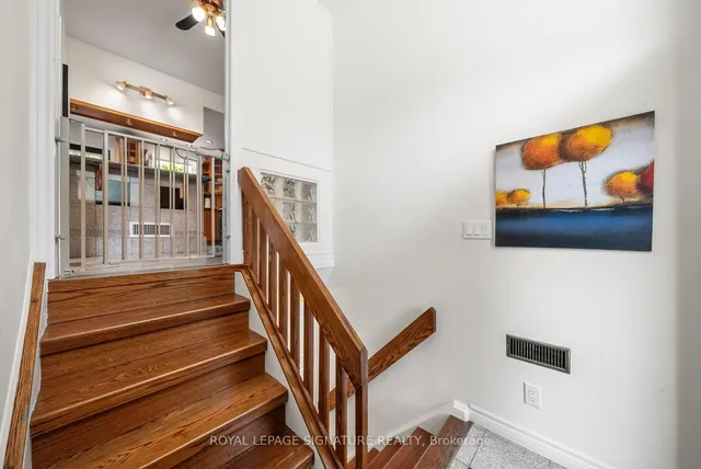 Additional image 4 of 136 Overland Dr