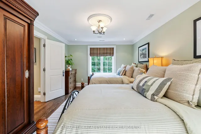 Additional image 23 of 82 Humberview Rd