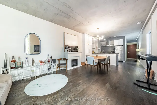 Additional image 19 of 75 Portland St Unit 428