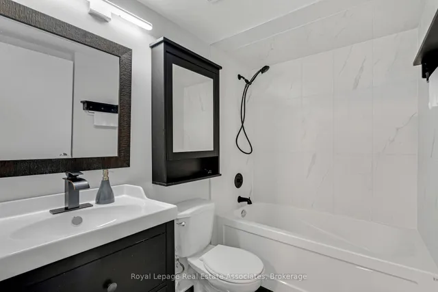 Additional image 27 of 2301 Derry Rd Unit 1004