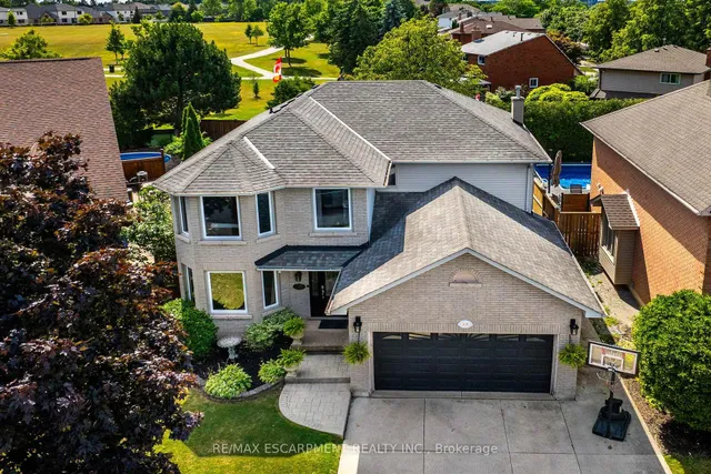 28 DOLMAN St