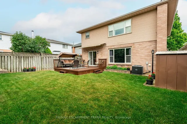 Additional image 44 of 168 SIRENTE Dr