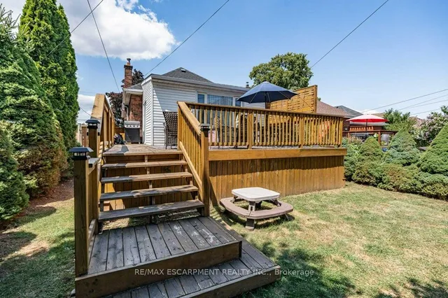 Additional image 47 of 103 Cameron Ave