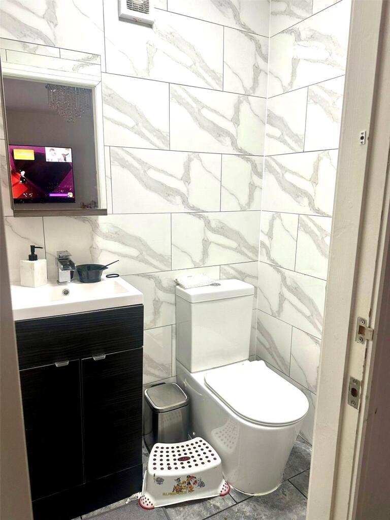 Additional image 6 of Redthorn Grove, Birmingham, West Midlands, B33