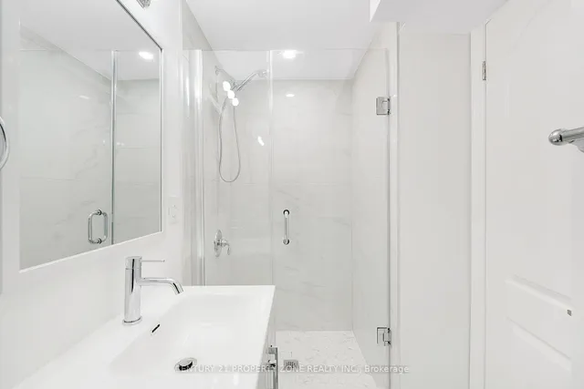 Additional image 15 of 458 Bergamot Ave