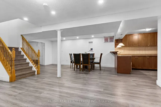 Additional image 37 of 82 Flowertown Ave