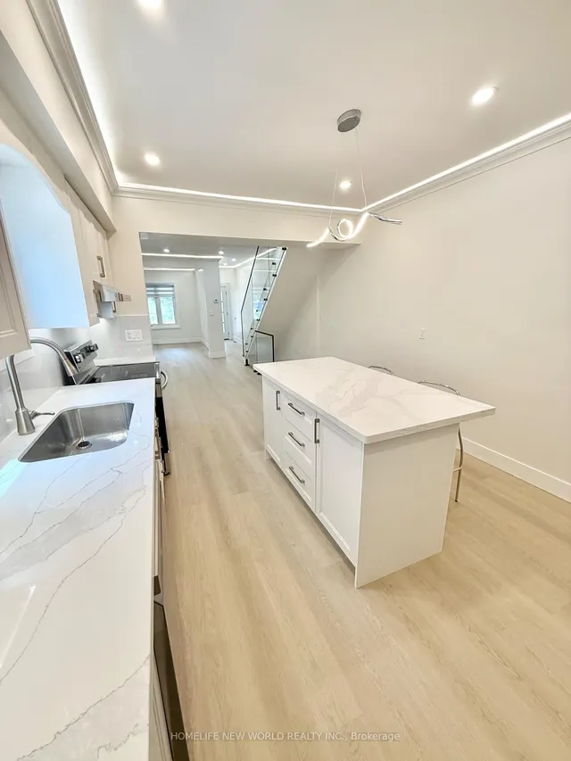 Additional image 12 of 137 Gladstone Ave