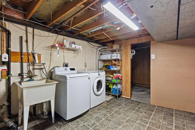 Additional image 38 of 8759 Heritage Rd