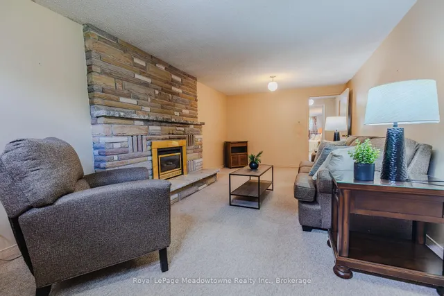 Additional image 38 of 840 Cedarbrae Ave