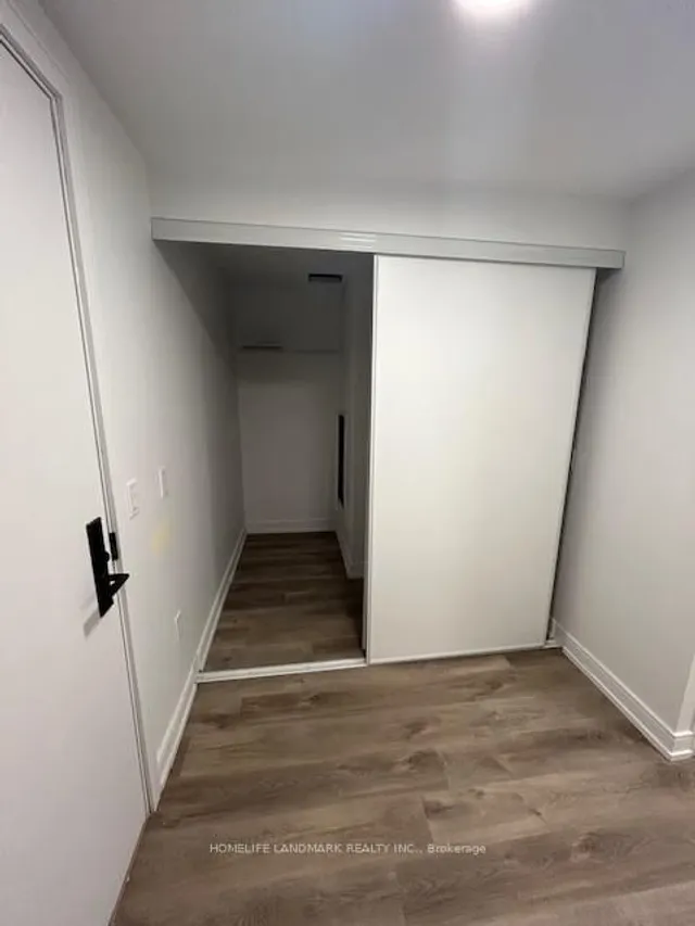 Additional image 19 of 1 Jarvis St Unit 13