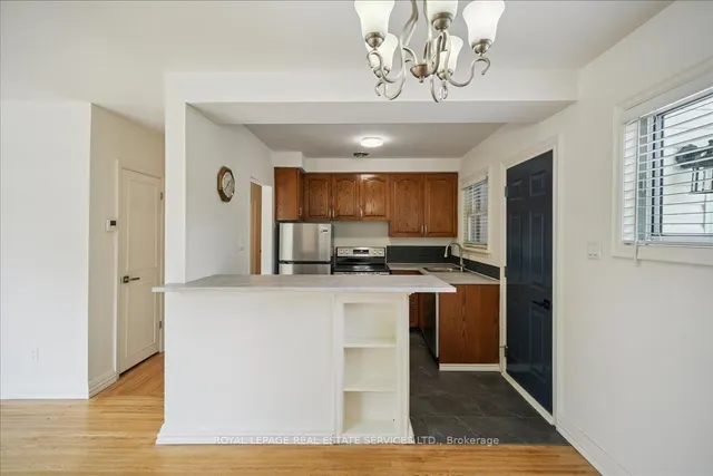 Additional image 7 of 10 Mendip Cres