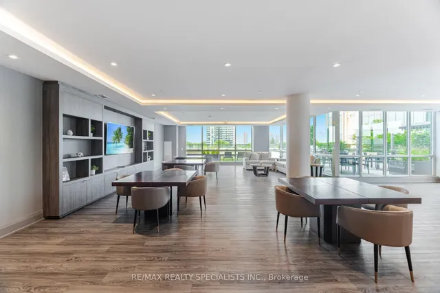 Additional image 25 of 15 Lynch St Unit 806