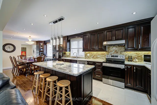 Additional image 13 of 811 Huntingwood Dr