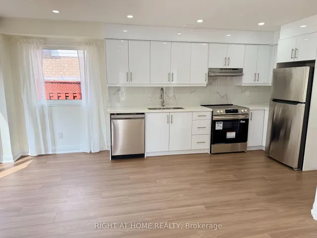 Additional image 16 of 32 Hocken Crt