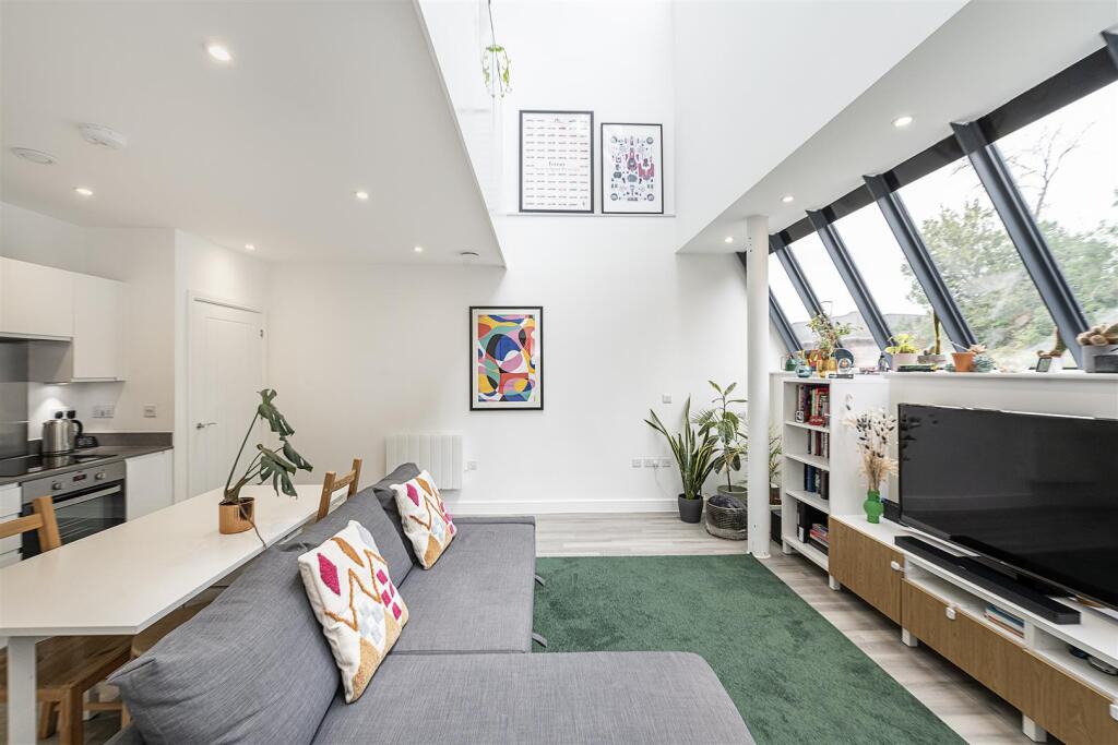 Additional image 20 of Sutton Road, St. Albans