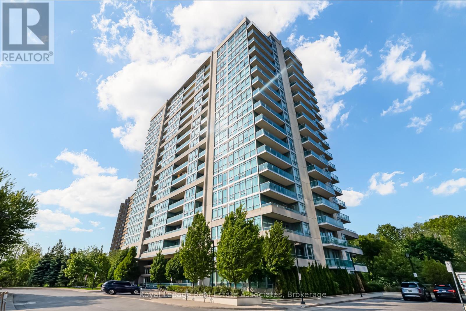 LPH09 - 1055 SOUTHDOWN ROAD|Mississauga (Clarkson), Ontario L5J0A3