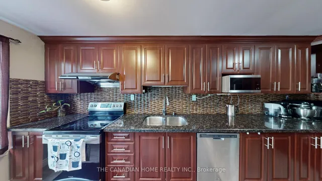 Additional image 13 of 29 Eden Park Dr