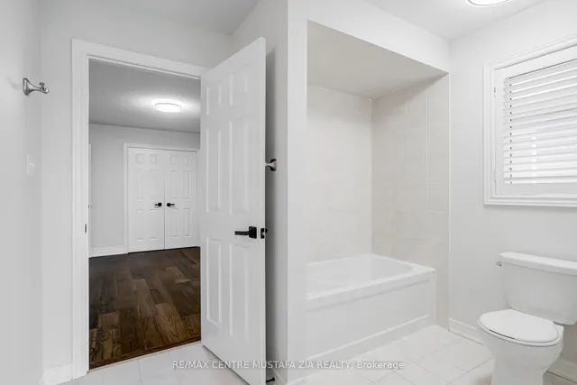 Additional image 34 of 562 Nairn Circ