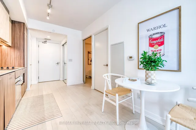 Additional image 12 of 19 WESTERN BATTERY Rd Unit 3202