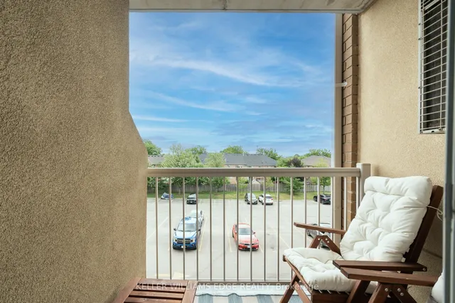 Additional image 20 of 4450 Fairview St Unit 304