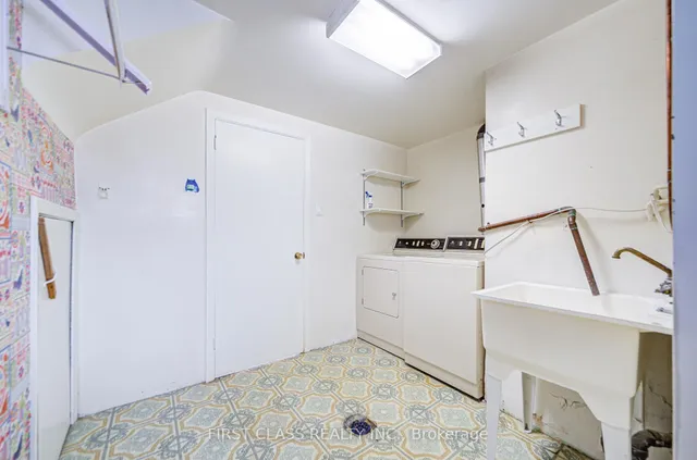 Additional image 36 of 49 Mckee Ave