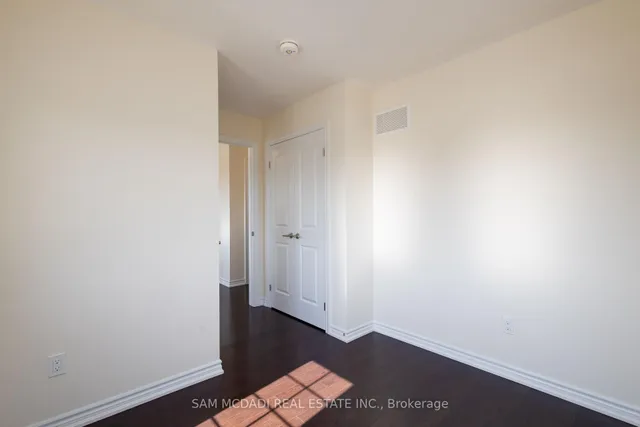 Additional image 14 of 515 Garner Rd Unit 1