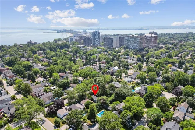 Additional image 27 of 1403 Birch Ave