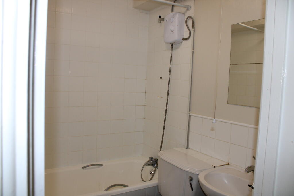 Additional image 8 of North Western Yeovil