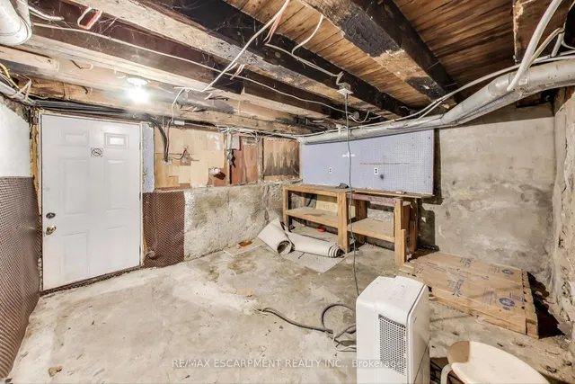 Additional image 19 of 8 Madison Ave