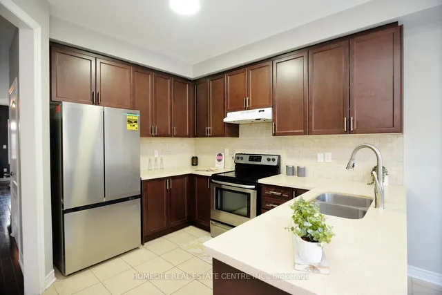 Additional image 21 of 71 Villadowns Tr