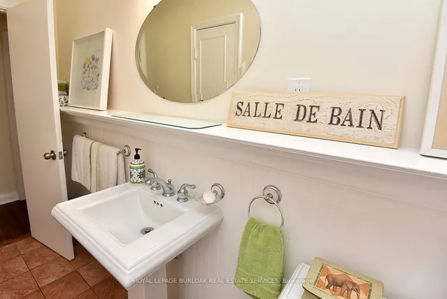 Additional image 23 of 1034 Cedar Ave