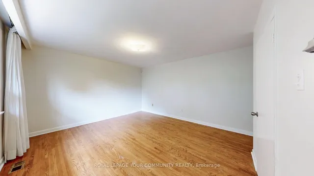 Additional image 20 of 39 Silverview Dr