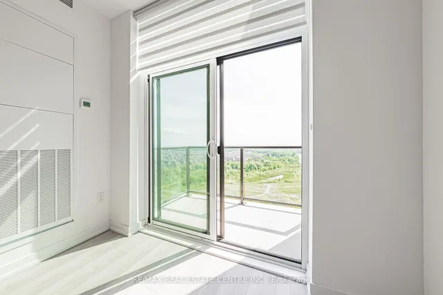 Additional image 20 of 450 Dundas St Unit 1213