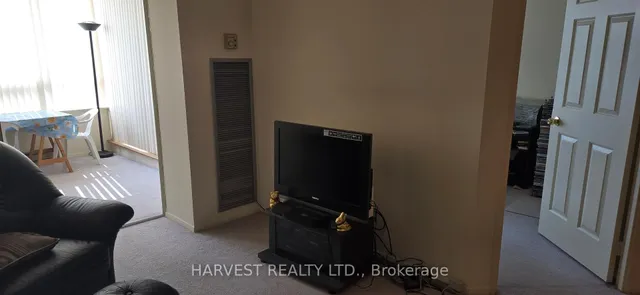 Additional image 8 of 175 Bamburgh Circ Unit 402