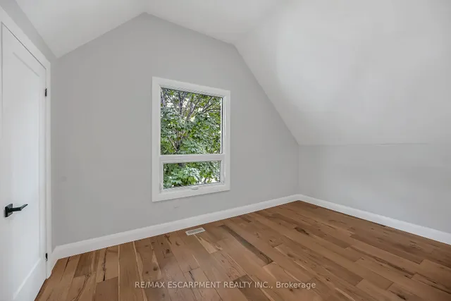 Additional image 20 of 193 Glendale Ave