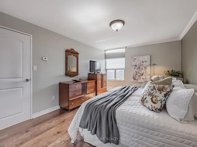 Additional image 30 of 60 Pavane Linkway Unit 1914