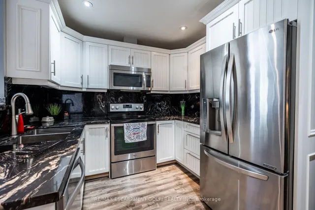 Additional image 12 of 175 Fiddlers Green Rd Unit 26