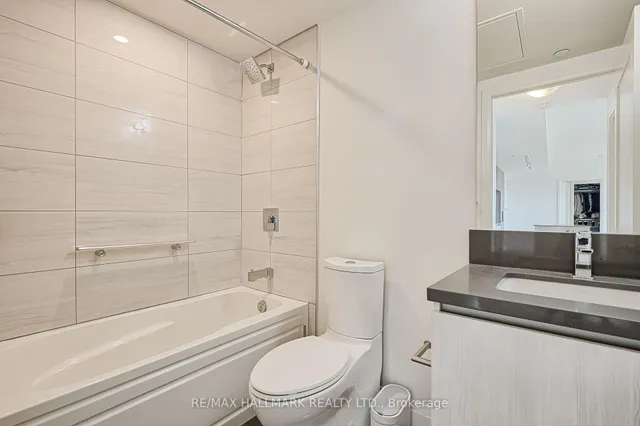 Additional image 26 of 151 Avenue Rd Unit 601